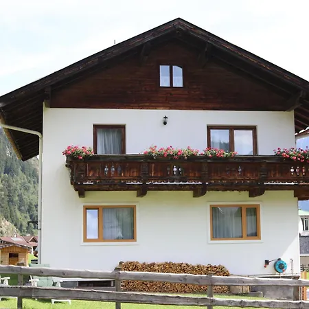 Berghaus Martin * ניוסטיפט אים סטובאיטל